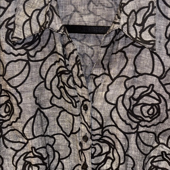 JM COLLECTION BLACK AND GRAY FLORAL DESIGN 100% LINEN JACKET/SHACKET/TOP
SIZE 14 - Picture 4 of 9